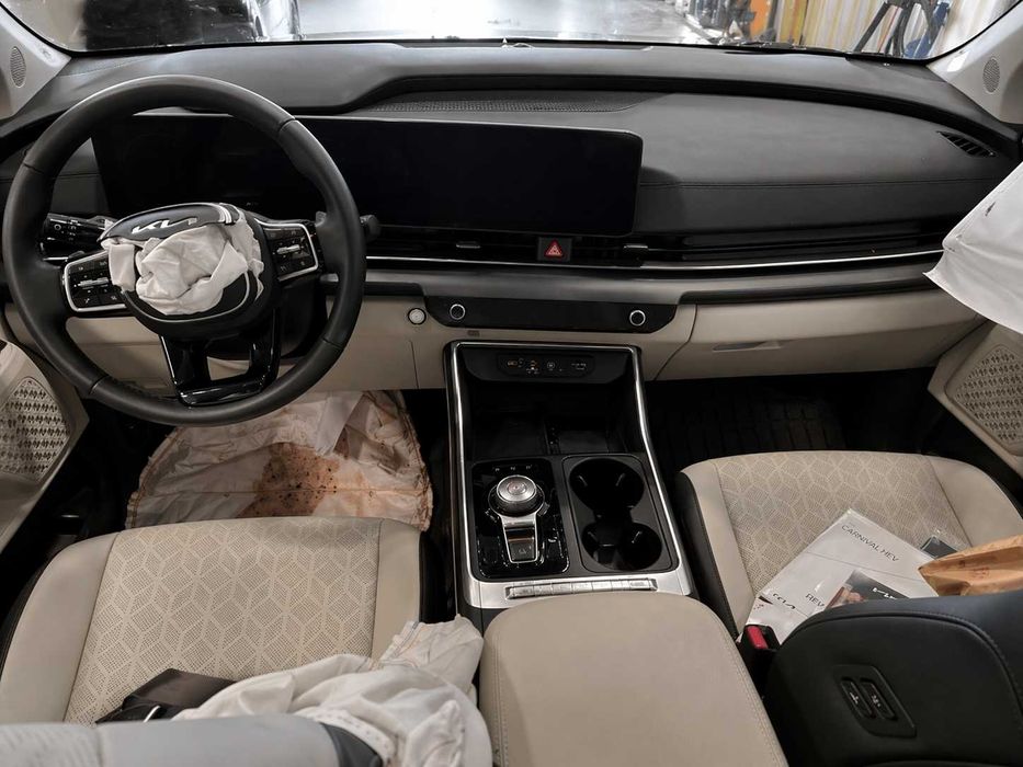 2025 Kia Carnival 1.6 hybrid EX