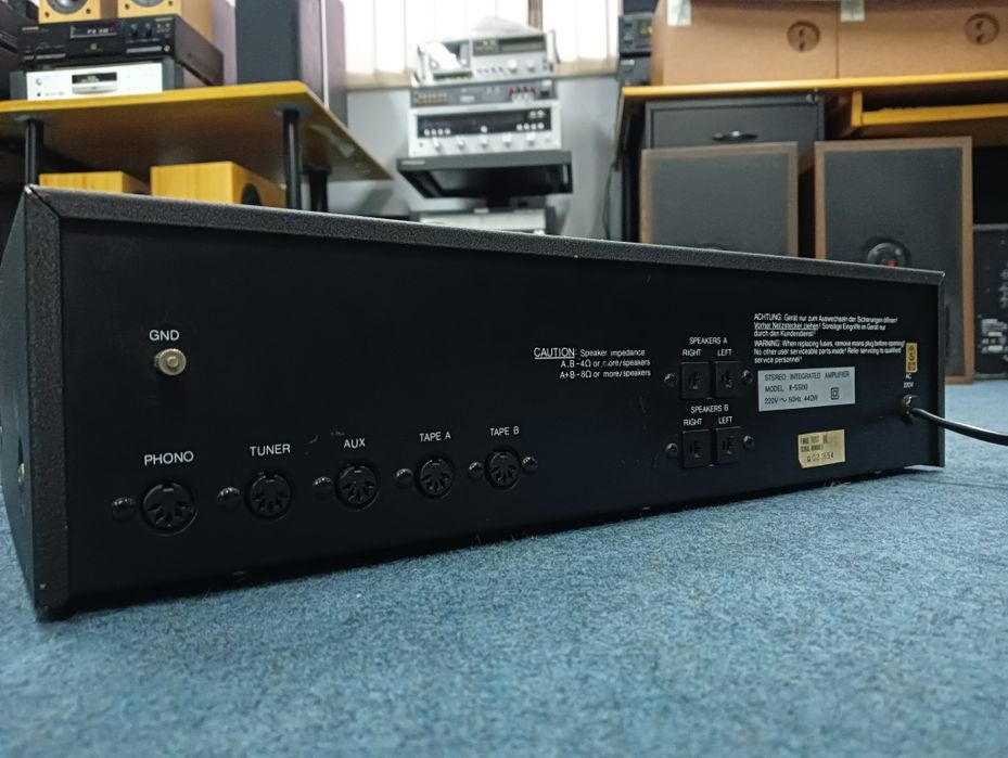 Amplificador ACIKO A-5500