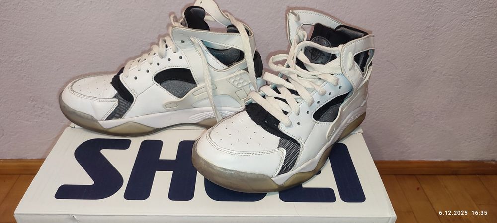 Nike Air Flight Huarache 40