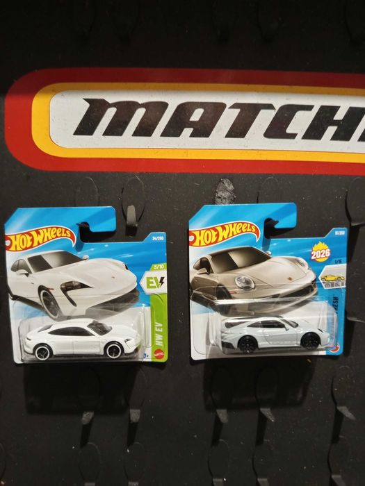 Miniaturas Hotwheels e Matchbox 2026
