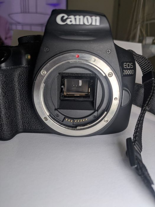 Canon 2000d - corpo + acessórios