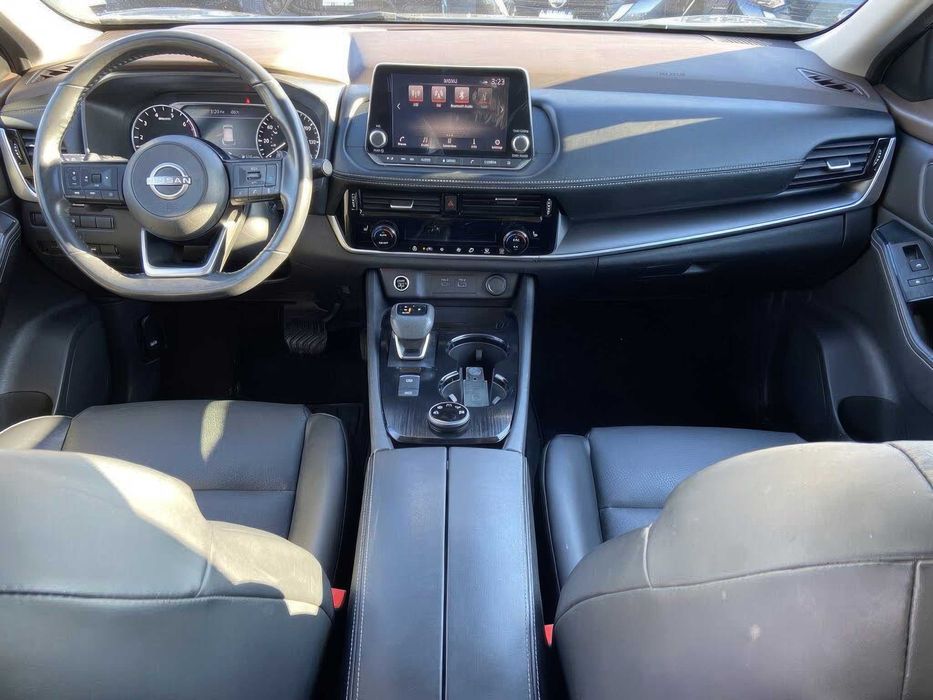 Nissan Rogue SL      2021