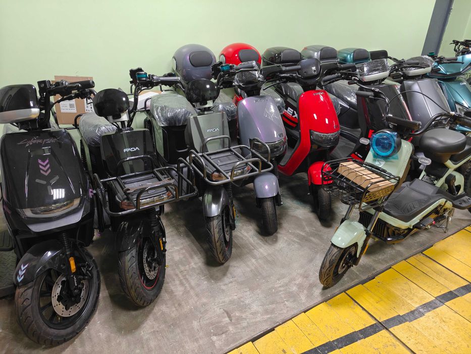 Мотоцикл SPARK SP150R-15 Безкоштовна доставка 100 км