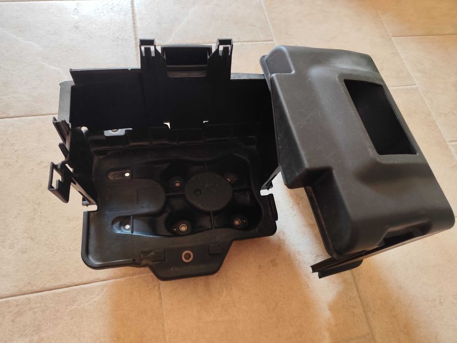 VW Golf mk4 caixa bateria Golf IV