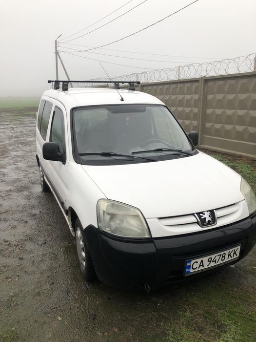 Пежо Партнер 2003 року