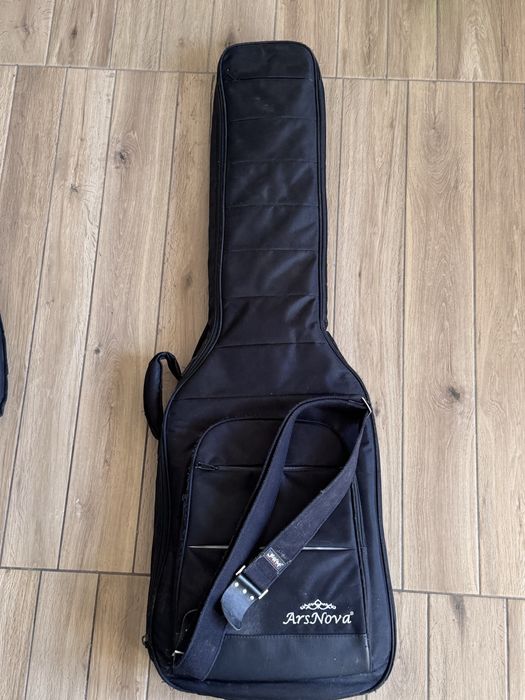 Gitara basowa Fender Jazz Bass