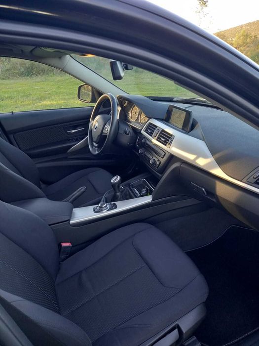 BMW 318 AUTOMATICO 2014