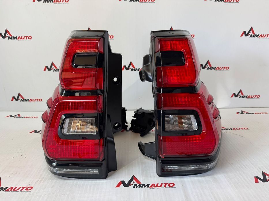 Farolins Toyota Land Cruiser FJ150 Prado (2010-2016) Red Clear Light