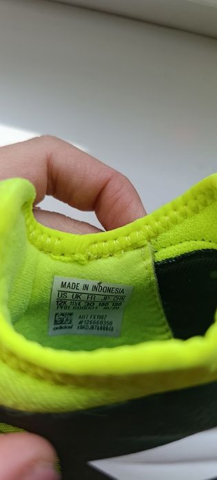 Буци футбольні adidas 30р