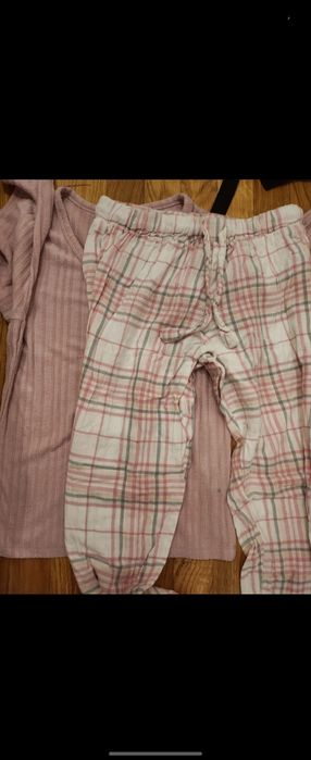 Roupa em bom estado e acessível