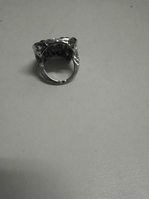 Anel prateado tamanho 18