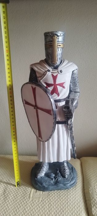 Estatueta cavaleiro templário
