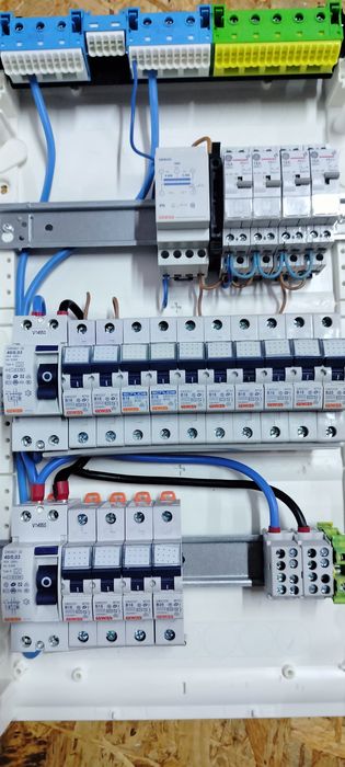 Rozdzielnica Hager natynkowa 3x12