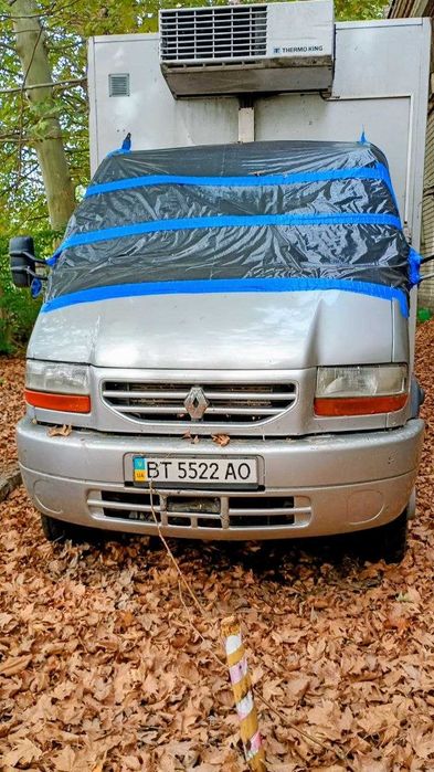 Спеціалізований вантажний фургон рефрижератор RENAULT