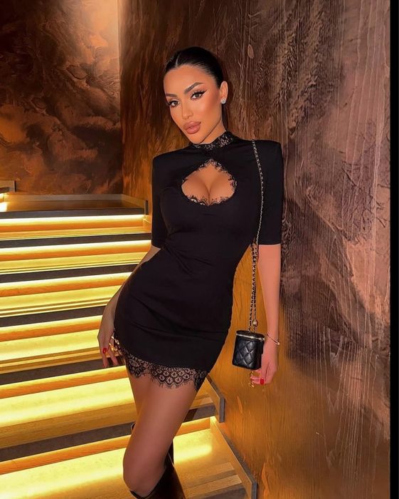 Сукня з мереживом, сукня чорна Хс, сукня в обтяжку, сукня міу