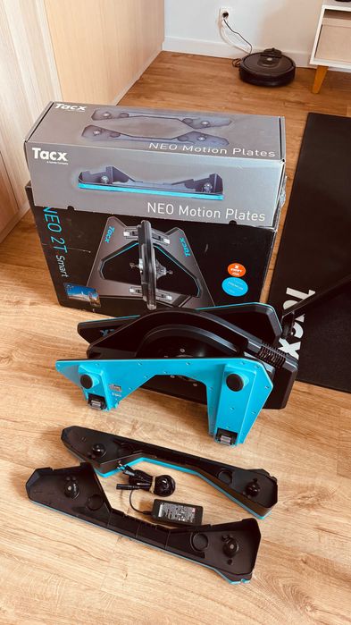 Trenażer Tacx Neo 2T Smart + Neo Motion Plates