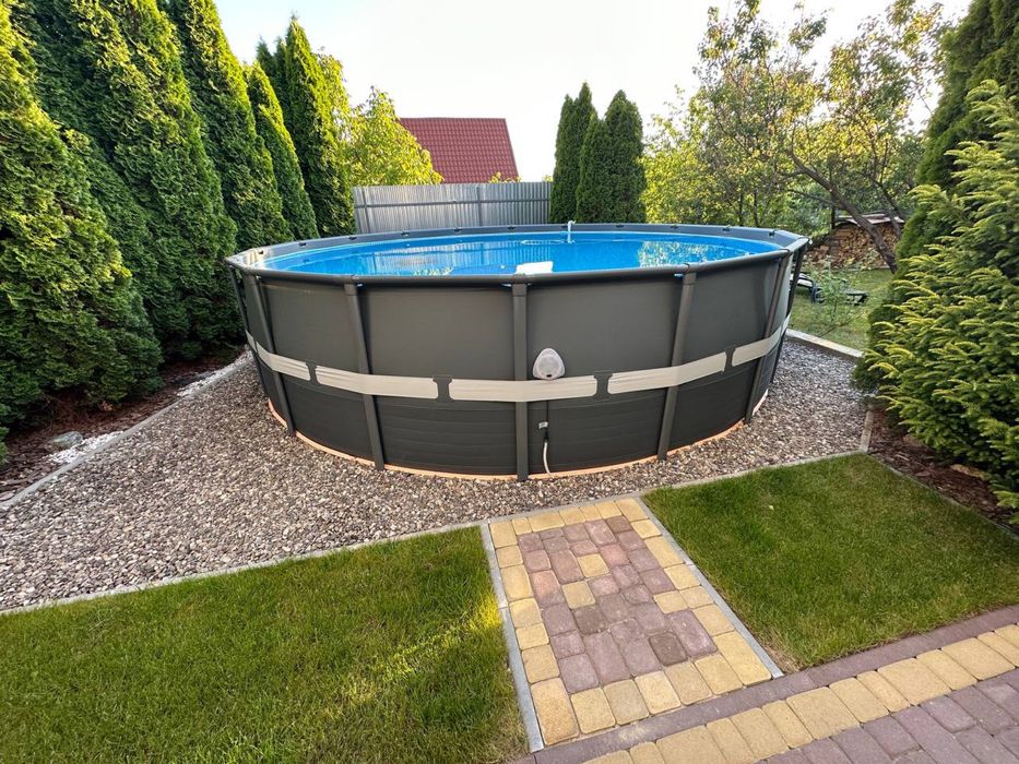 Здається котедж з банею