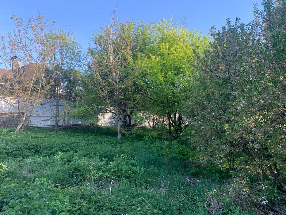 земельна ділянка поруч з центром міста