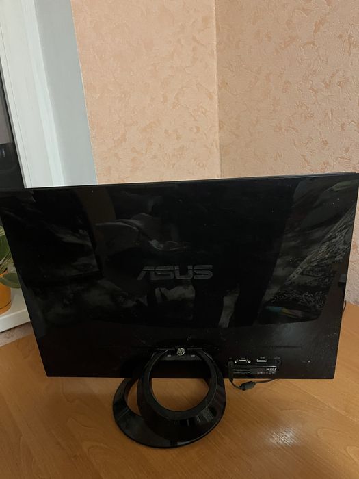 Монитор ASUS — отличное состояние