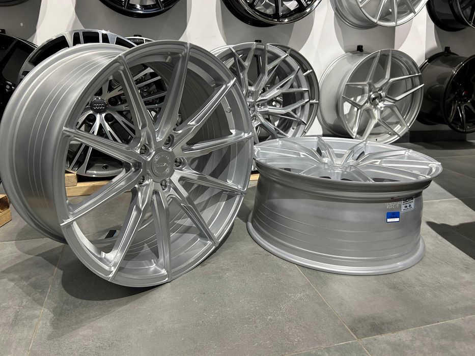 Oryginalne felgi YOTA YP4 20 5x112 9" ET25 + 10" ET35 BMW G30 G31