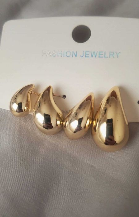 4 brincos em forma de gota