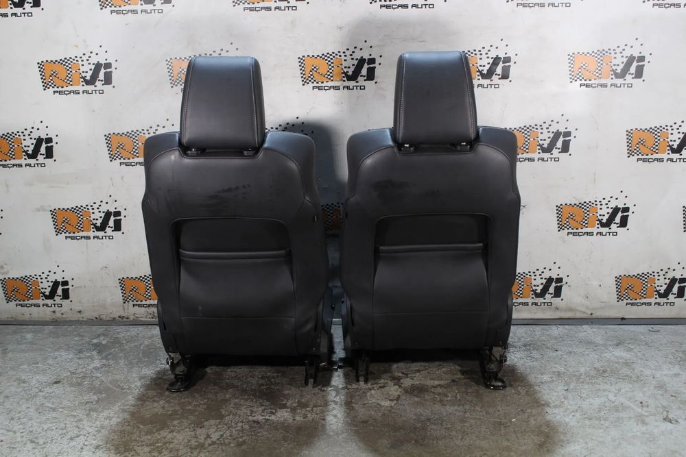 Conjunto de bancos FORD Focus III