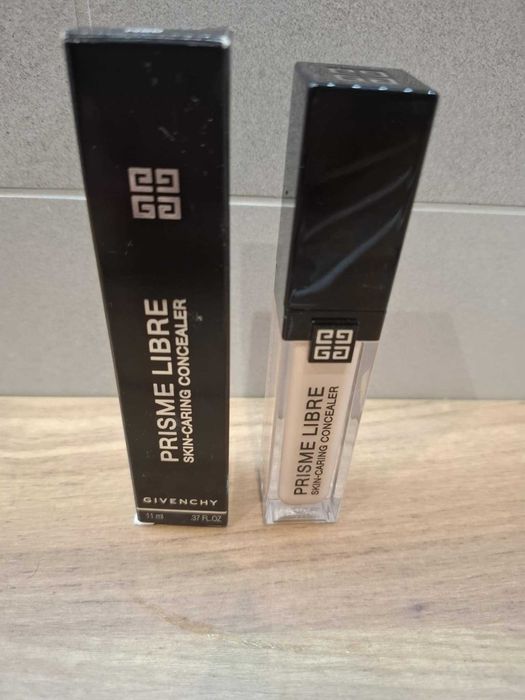 Givenchy Prisme Libre Skin-Caring Concealer - Korektor pielęgnacyjny