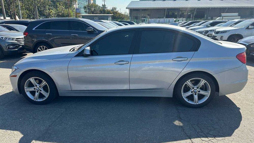 BMW 320d F30 2015 • Дизель, автомат, люк, проєкція