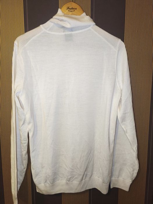 Boss finest Italian yarn гольф светр 100% шерсть