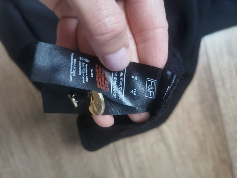 Sukienka mini czarna 36 S F&f długi rękaw