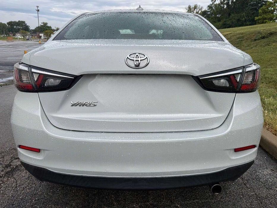 Toyota Yaris L      2019