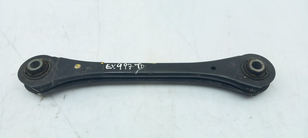Braço de suspensão trás esquerdo KIA Ceed (CD)