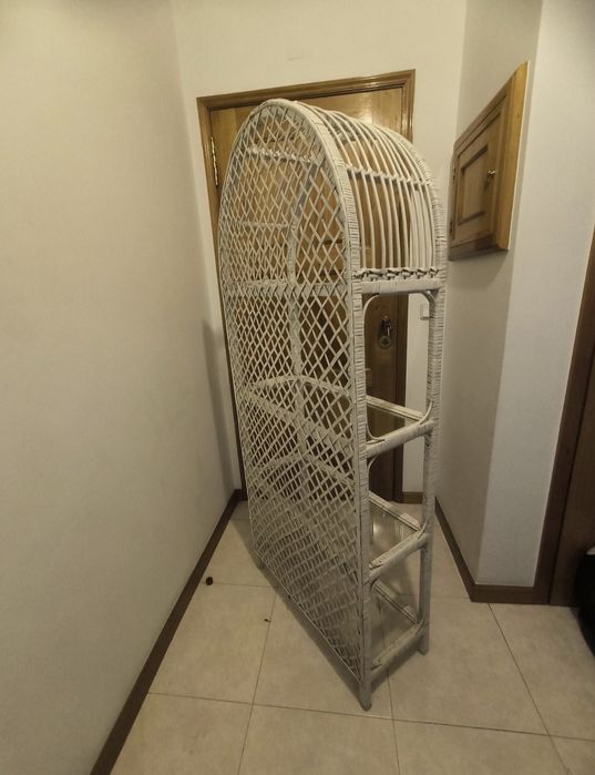 Estante em Vime Vintage
