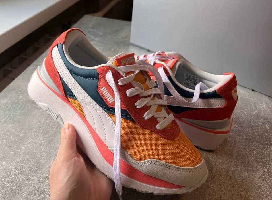 Оригінальні жіночі кросівки для бігу puma cruise rider silk road