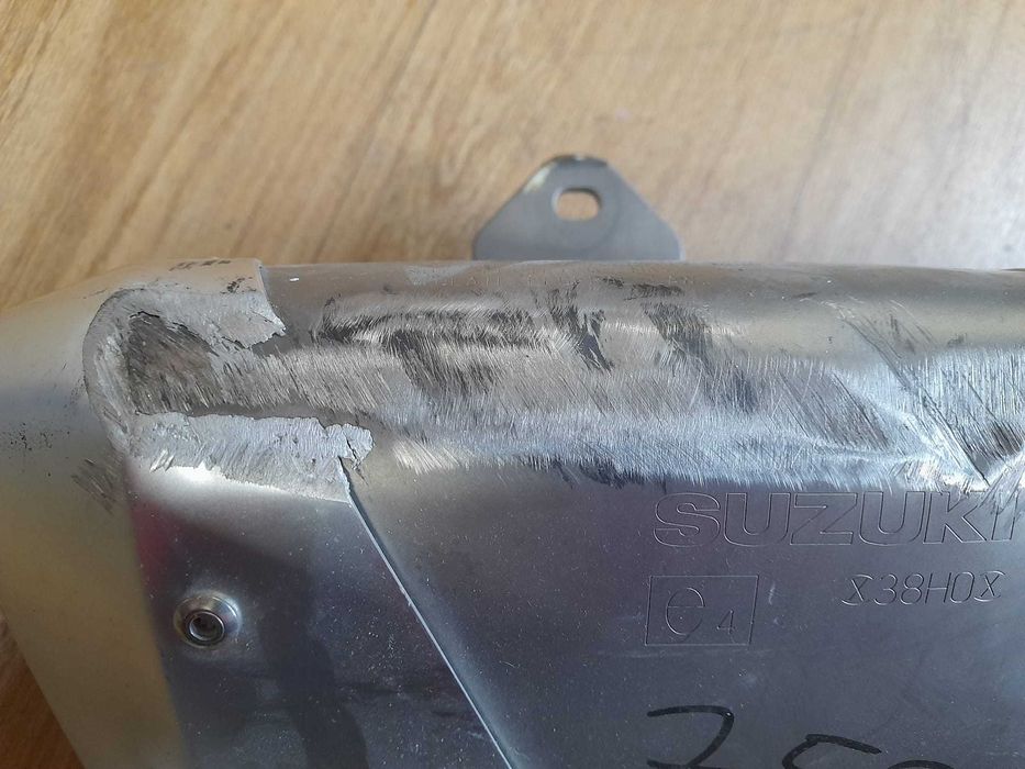 ESCAPE OEM SUZUKI GSXR 6 0 0 7 5 0 08-11