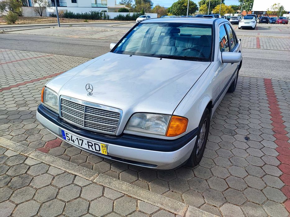 Mercedes-Benz C 220