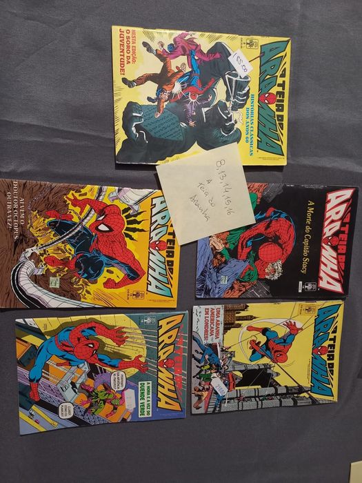 Várias BD, Teia Aranha, fantasma, Hulk, homem Aranha, capitão América