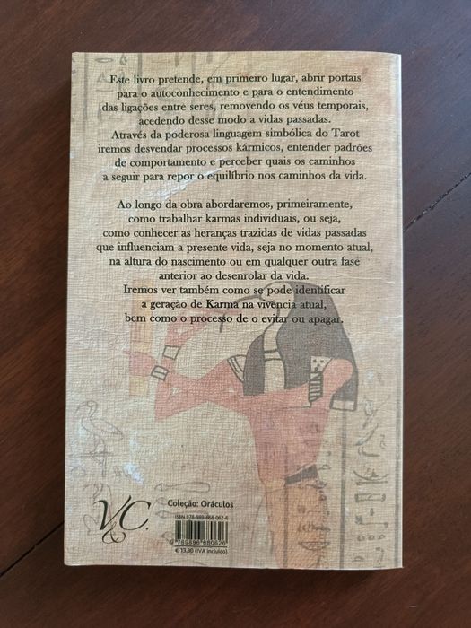 Tarot Kármico livro de Clara de Almeida