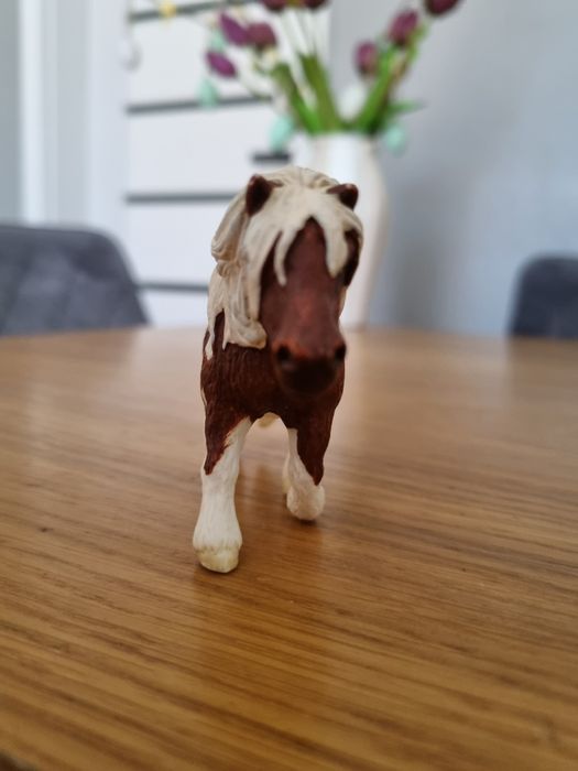 Kucyk schleich figurka