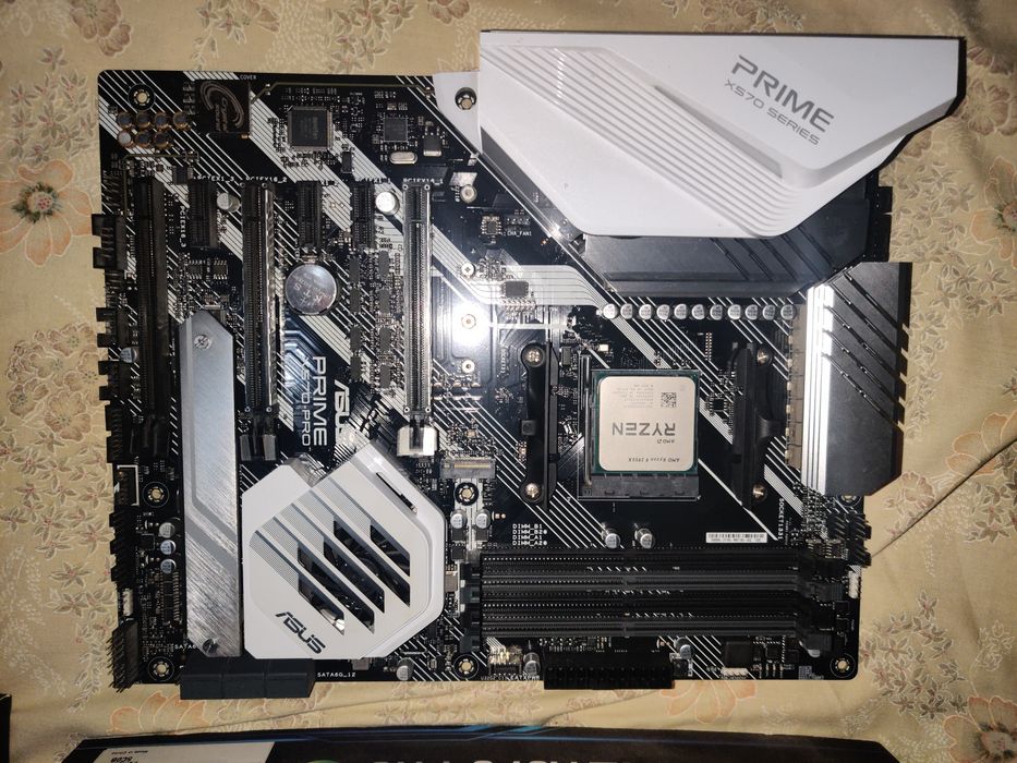Motherboard  ASUS Prime  x570 e gskill trident 2*16gb 3600mhz