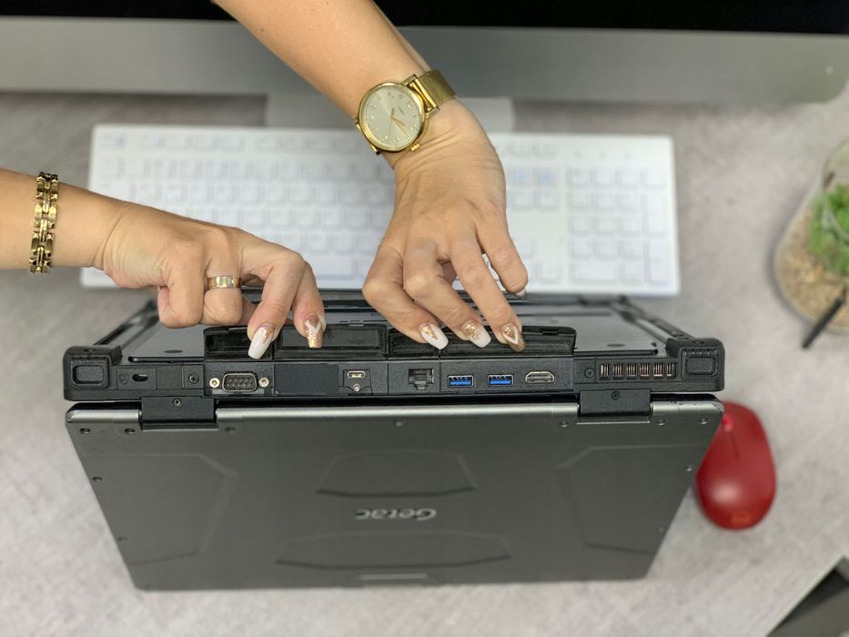 Pancerny laptop GETAC S410 i5-6Gen 16GB 512Gb SSD FullHD- do Warsztatu