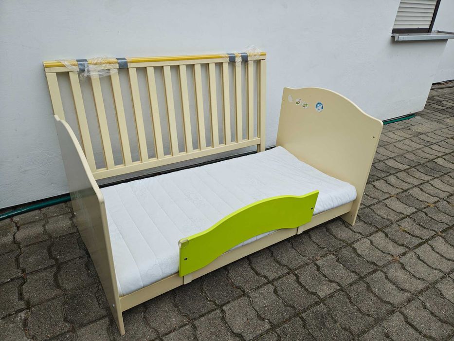 Łóżeczko firmy "Meblik"