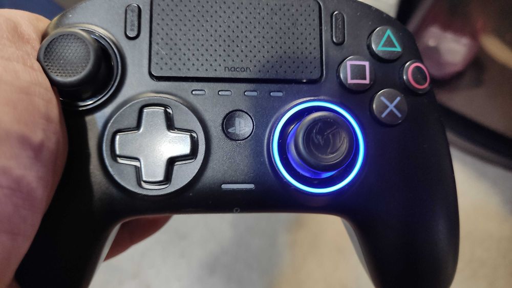 Nacon Revolution Pro 3 геймпад PS4 PC