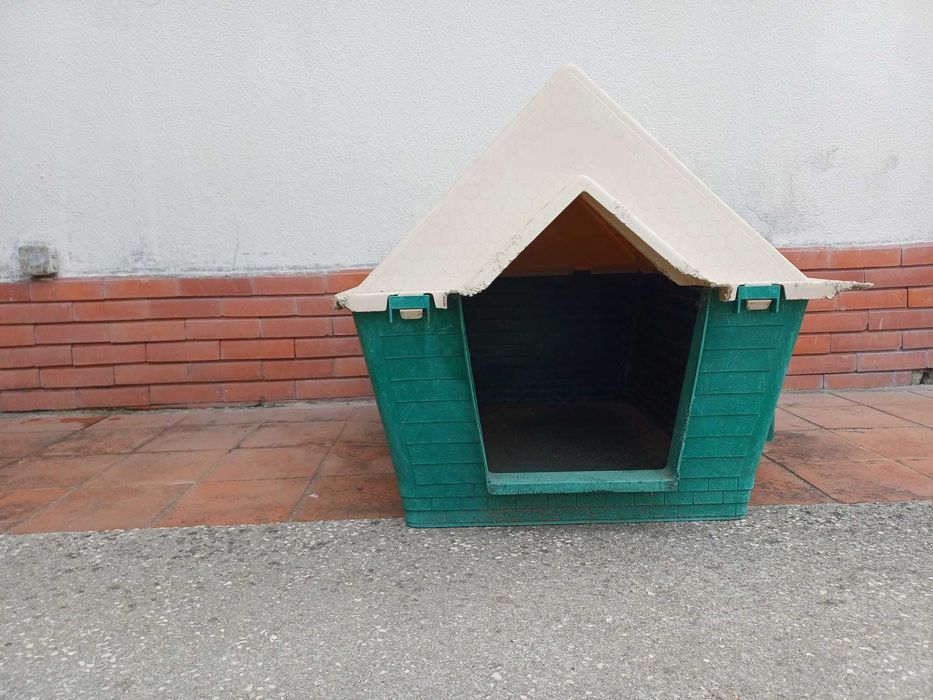 Casota para Cão Grande em PVC | Telhado Amovível | Muito Resistente