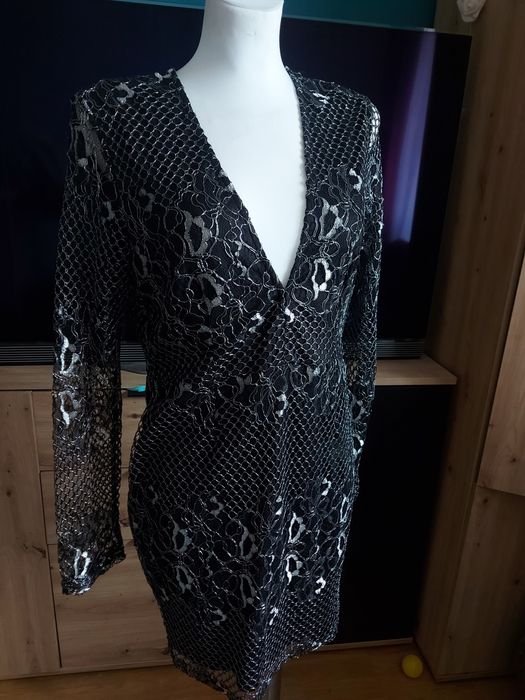 Sukienka koronkowa czarno srebrna wieczorowa sylwestrowa