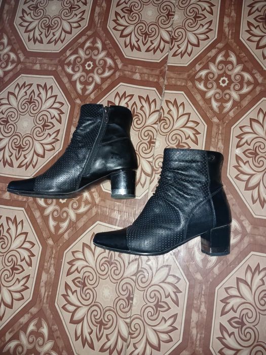 Ботинки демисезонные