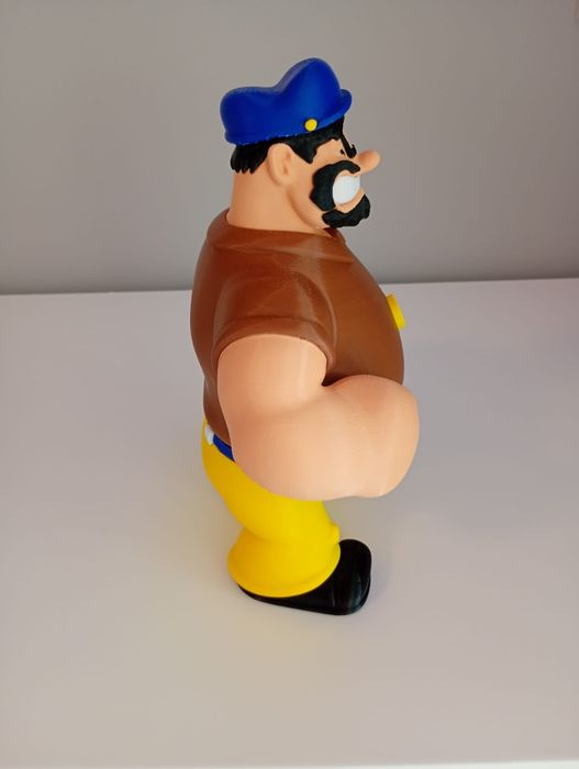 Boneco Brutus 29 cm