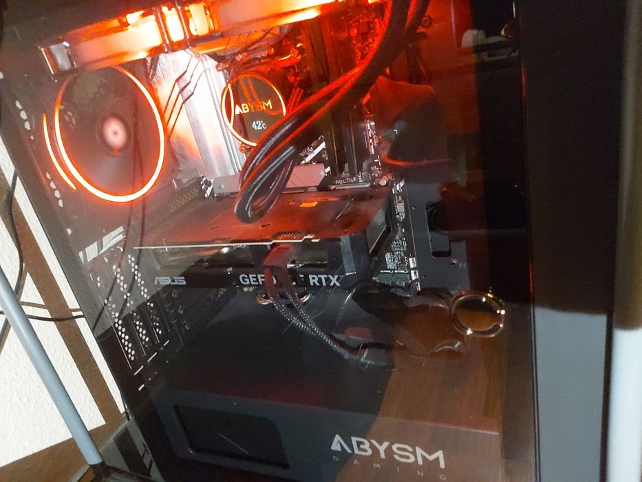 Computador Gaming (I9 14900KF / RTX 4070 SUPER 12 GB VRAM / RAM: 32 GB DDR5 / SSD M.2 NVMe 2 TB)