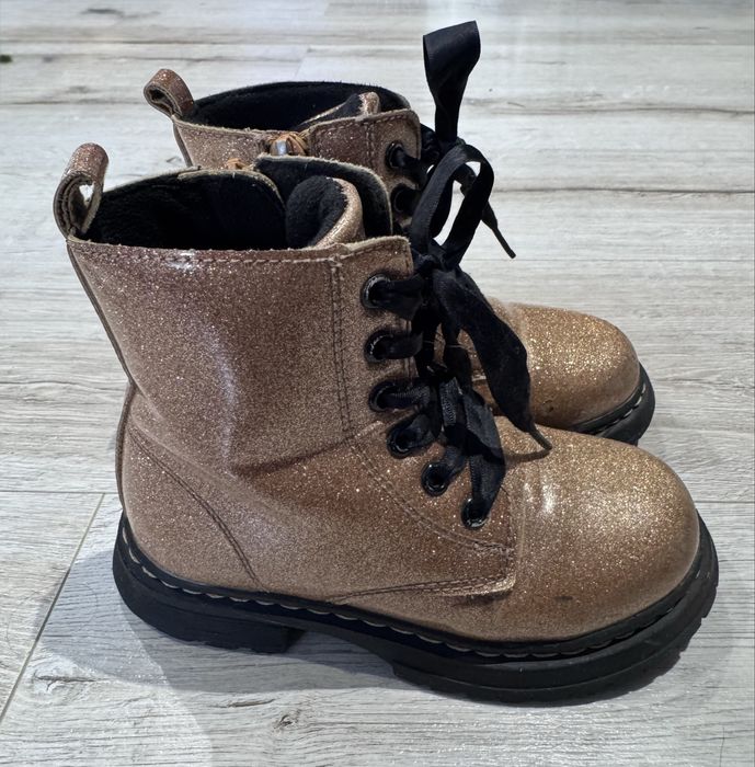 Buty jesienno-zimowe r. 28