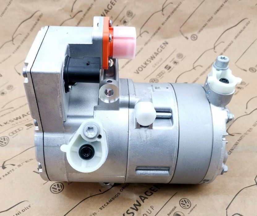 Компресор кондиціонера(тепловой насос) VW E*Golf 5QE820803A 5QE816803A